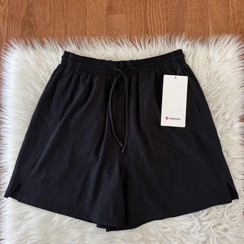 Lululemon Women’s Pace Rival High Rise Shorts Size 6 Black Lined 5” NWT Athletic